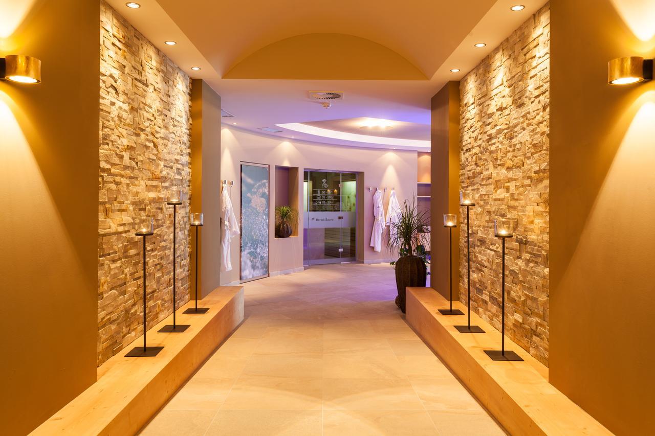 Kronblick Hotel 4*